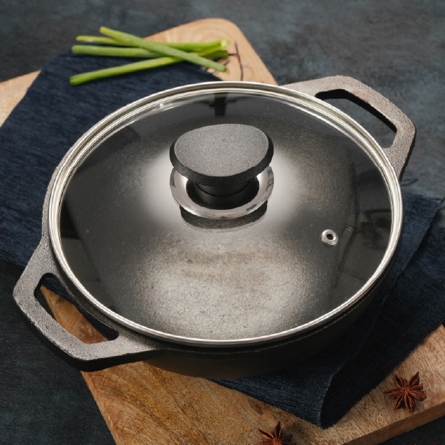 Lifelong Cast Iron Kadhai 24cm with Glass Lid & Wooden Spatula | 3.3L, 2.4kg | Pre-Seasoned, Even Heat Distribution, Toxin & Teflon Free, Non-Stick, & Durable | Gas & Induction Stovetop Compatible