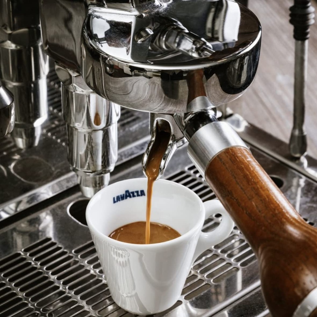 lavazza-gran-riserva-whole-bean-coffee-b-4.jpg
