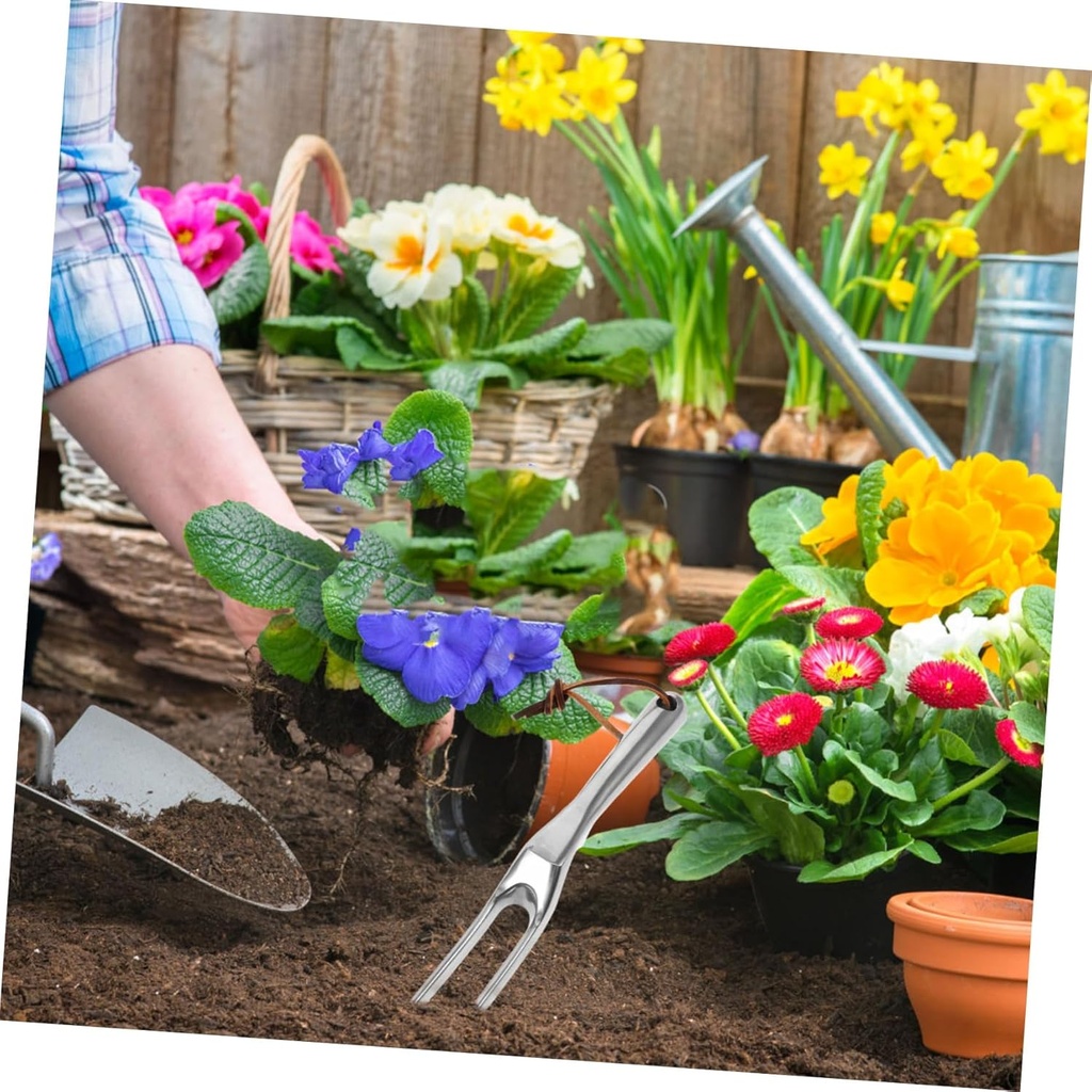 gardening-tools-small-garden-hand-rake-l-6.jpg
