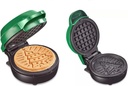 mini-waffle-maker-christmas-tree-2.jpg