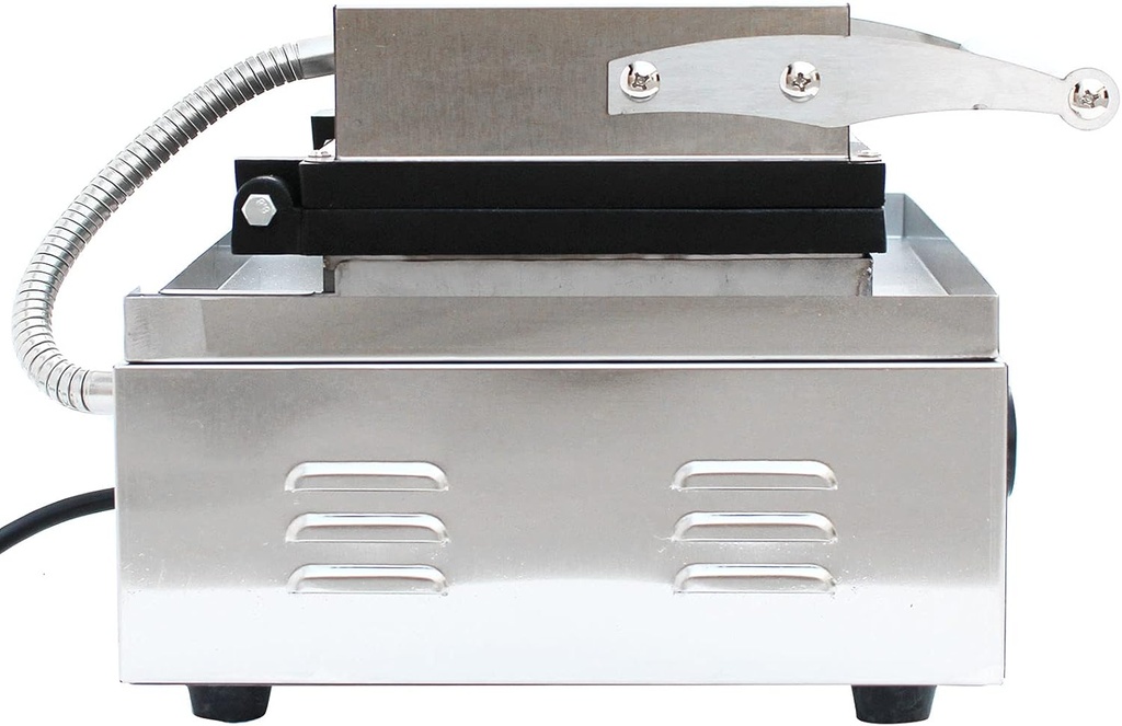 waffle-maker--make-waffles-for-special-l-2.jpg