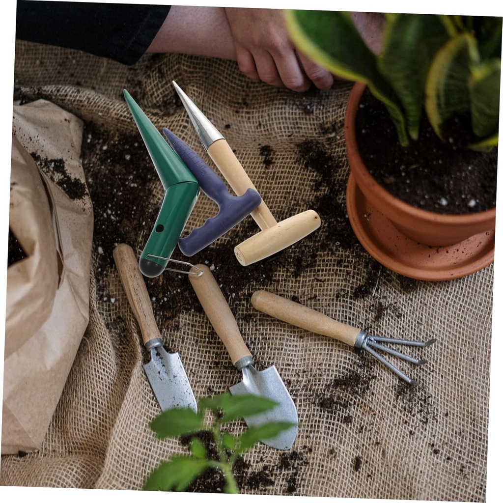 soil-puncher-tools-garden-planting-dibbe-6.jpg