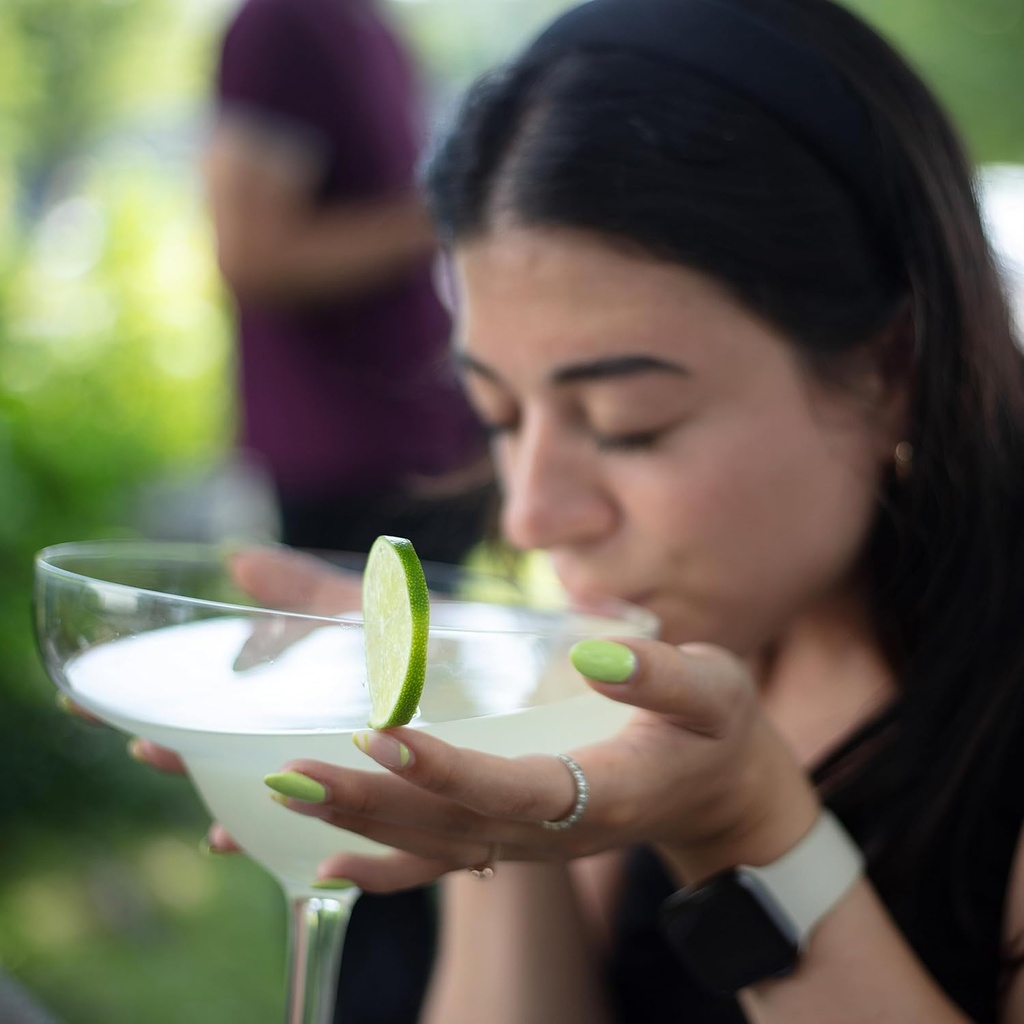extra-large-giant-cinco-de-mayo-margarit-3.jpg