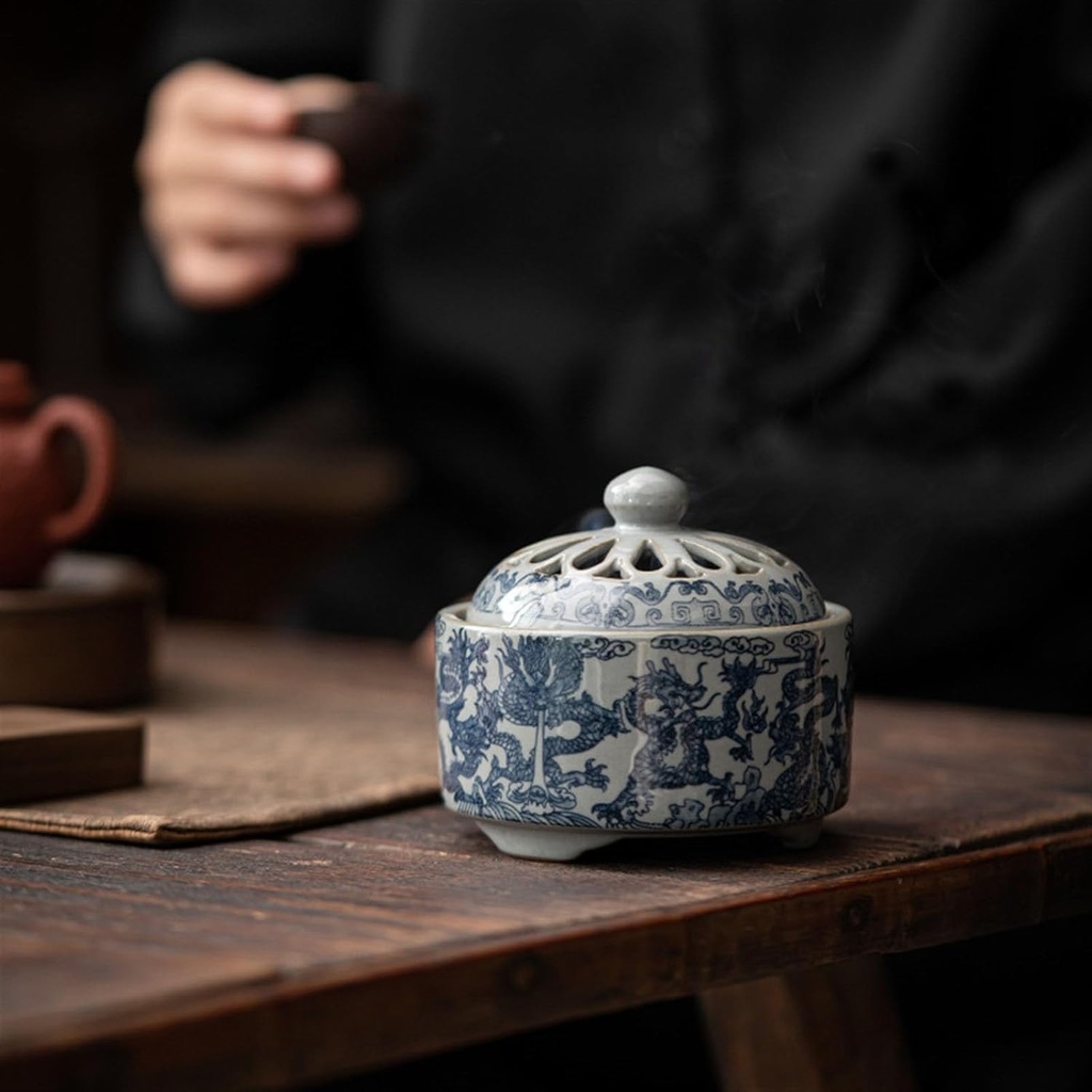 ceramic-garlic-keeper-with-breathable-ba-4.jpg