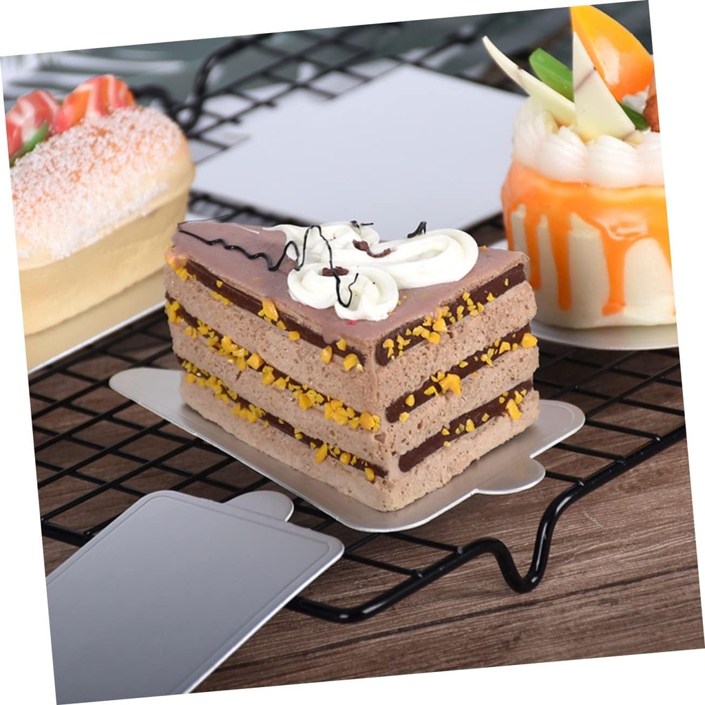 100pcs-round-cardboard-cupcake-tray-cake-3.jpg