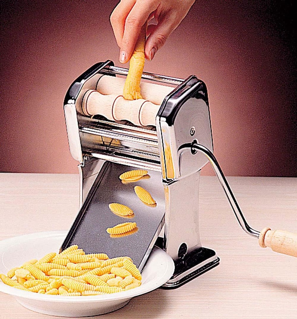cucinapro-imperia-pasta-maker-machine-at-3.jpg