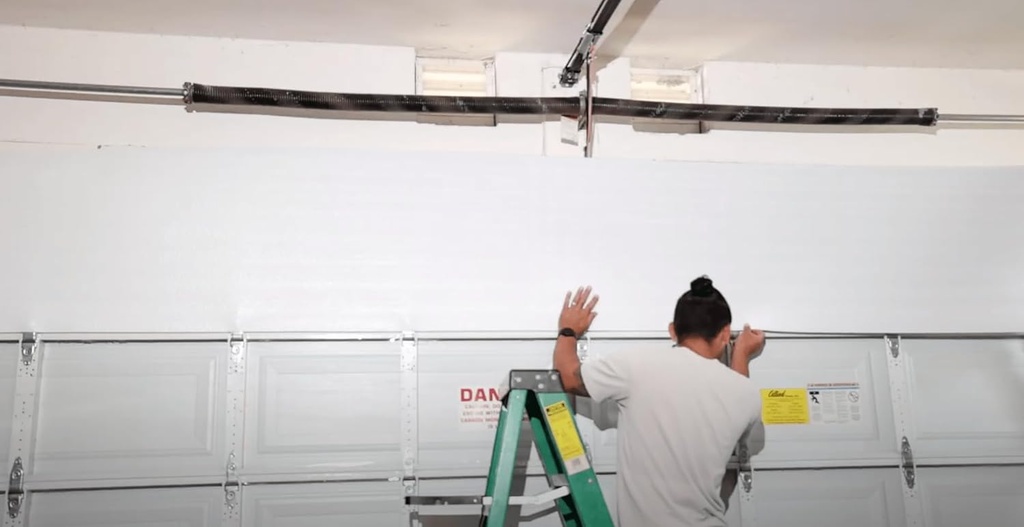 reflective-black-pre-cut-garage-door-ins-5.jpg