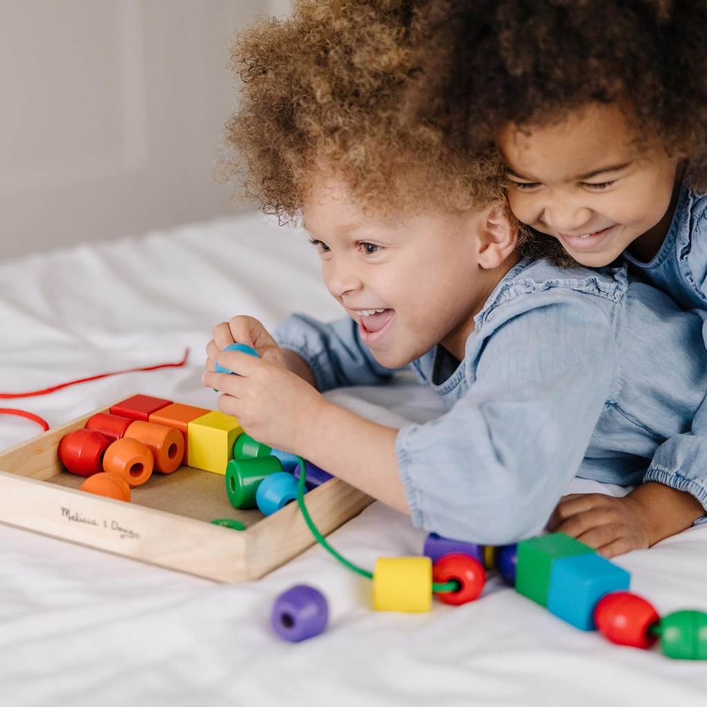 melissa-doug-primary-lacing-beads-30-woo-6.jpg