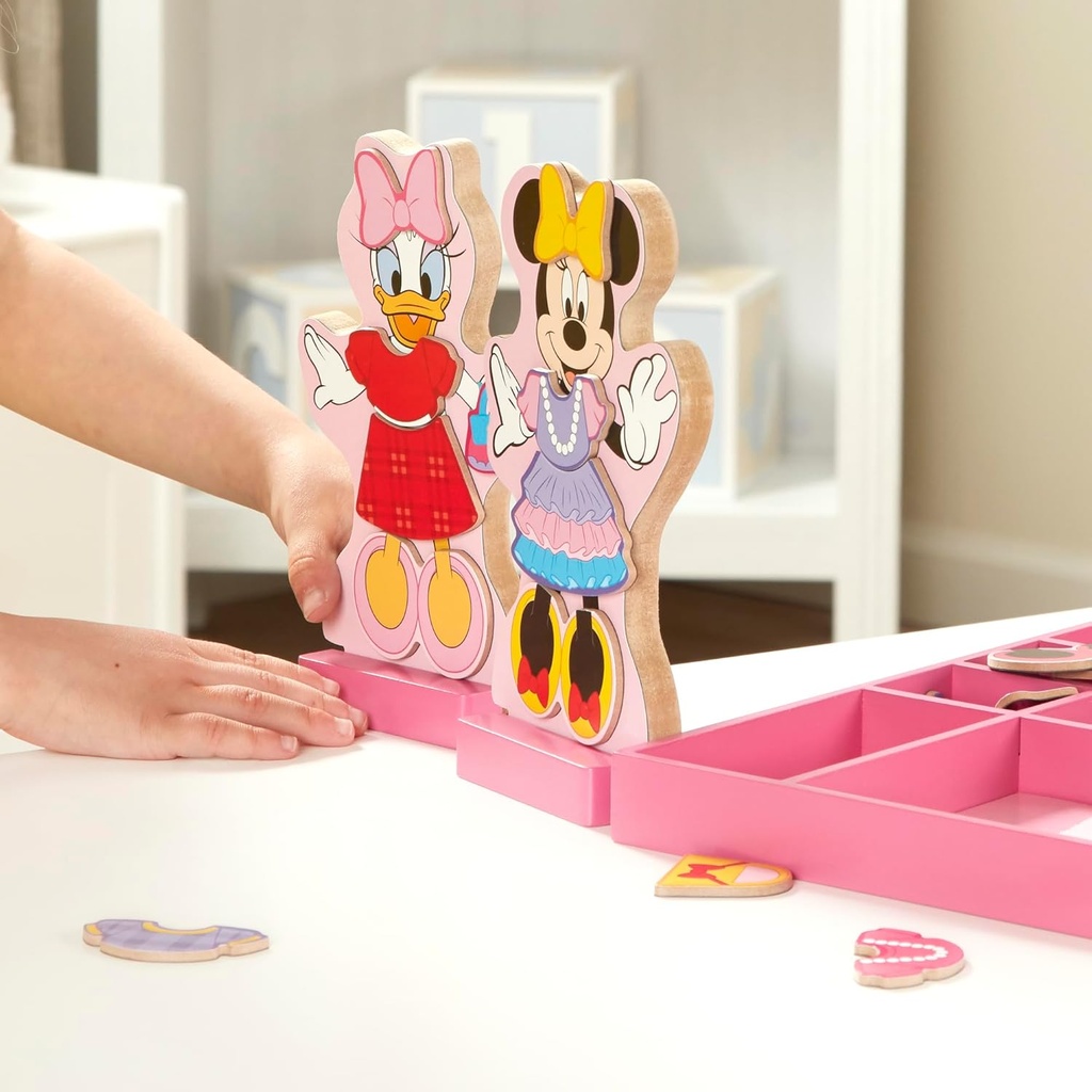 melissa-doug-disney-minnie-mouse-daisy-d-2.jpg